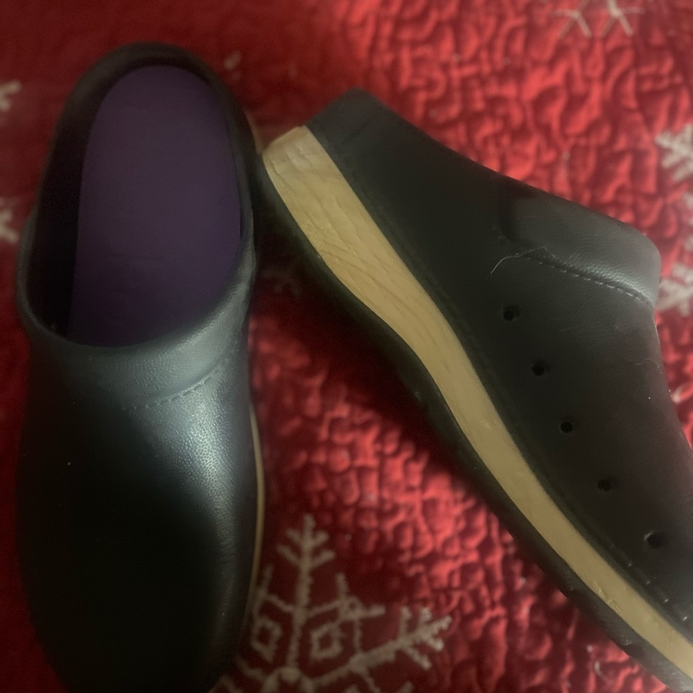 Dansko Black Mules Sleek Slip-On Clogs